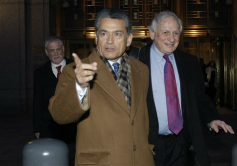 Clintons’ Wall Street Pal to Serve Out Prison Term