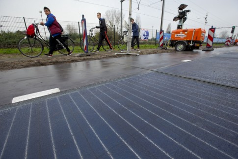 The Dutch Spend $3.7 Million on Solar Power Bike Paths Capable of Powering One House