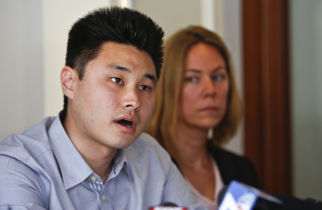 DEA Agents Left College Student in Cell for Five Days, Receive Light Punishments