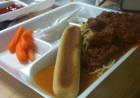 Feds to Use Social Media to Combat Complaints about Michelle O School Lunches