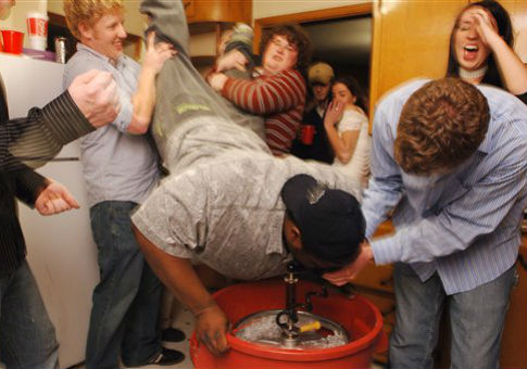 Feds Spend $222,172 Studying How Men Look at Women When They Drink