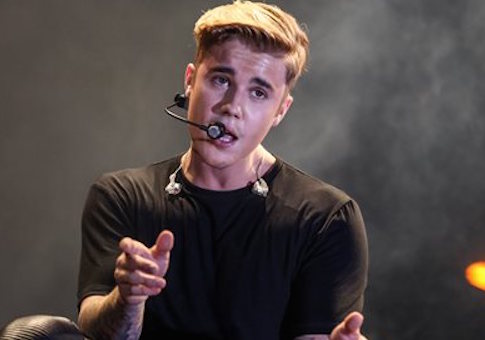 Manager of Justin Bieber, Ariana Grande to Host Hillary Clinton Fundraiser