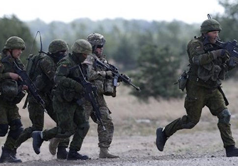 Army Plans to Cut 40K Troops, Lay Off 17K Civilian Employees Over Next Two Years