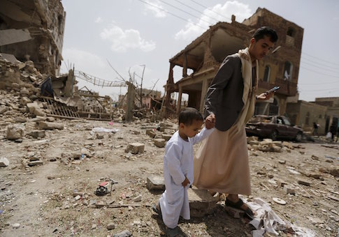 Yemen Critically Short of Food, Fuel Imports as War Cuts Supply Lines