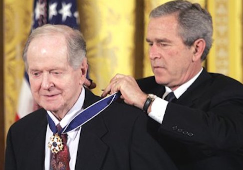 Robert Conquest, Esteemed Soviet Union Historian, Dies at 98
