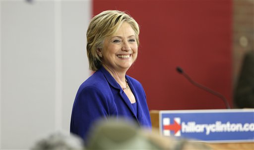 Clinton Fundraises With Oil Magnates Despite Opposition to Keystone XL