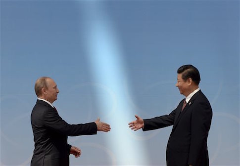 Putin Touts ‘Peak’ for Russia-China Relations As Two Countries Develop Military, Economic Ties