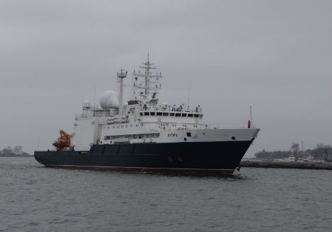 U.S. Shadowing Russian Ship in Atlantic Near Nuclear Submarine Areas