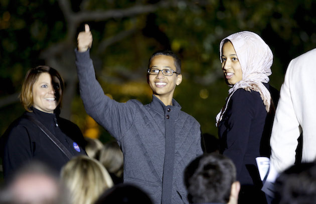 Clock Genius to Flee Country After Meeting Obama