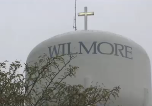 Kentucky City Fights to Save Cross on Water Tower After Atheist Group Demands its Removal