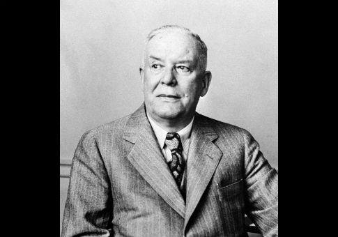 Wallace Stevens Wrote a Handful of Beautiful Poems and a Lot of Tosh