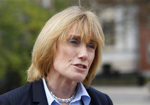 Ayotte Calls Out ‘No-Show’ Hassan in New Ad