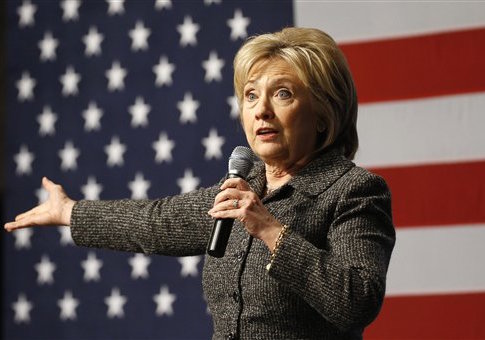 Report: FBI Moves to Interview Top Clinton Aides in Email Probe