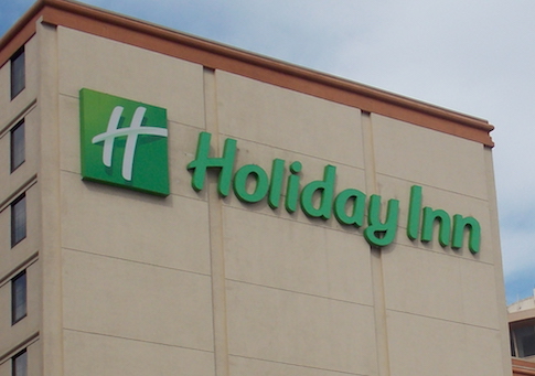 Union Forfeits Decertification Vote Rather than Risk Losing