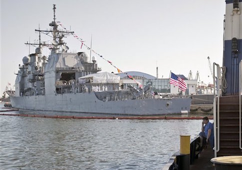 Iran Chases Off U.S. Warships in Persian Gulf