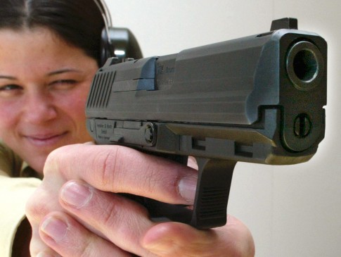 71-Year-Old Armed Woman Fights Off Robber