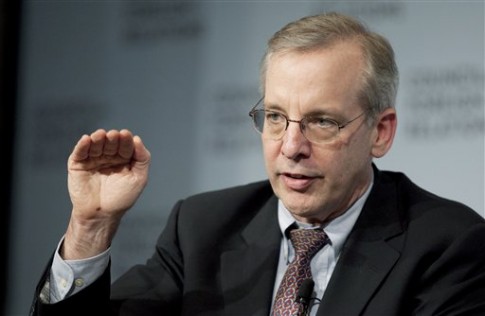 Federal Reserve Official Forecasts Weak GDP Growth