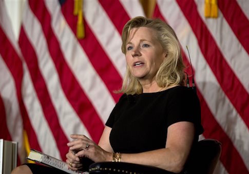 Liz Cheney Calls Hillary Clinton Out on Coal, Asks for Meeting with Bill Clinton