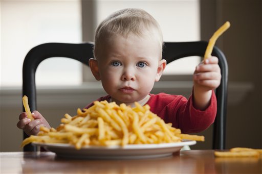 Michelle Obama Lunch Rules Ban Fried Foods, Frosted Flakes in Daycare