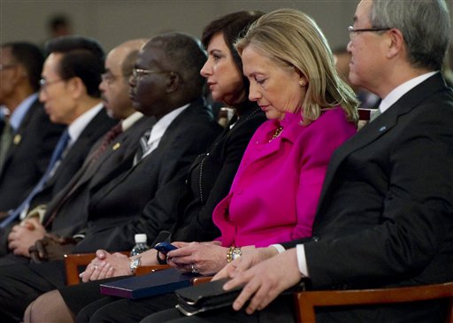 Watchdog: New Emails Show Clinton Knew About Security Risks of Private BlackBerry