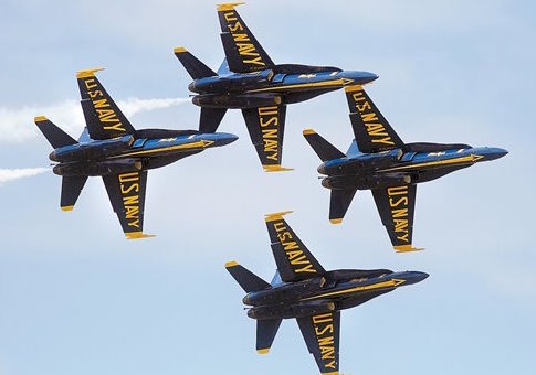 Pilot Dead in U.S. Navy Blue Angels Jet Crash