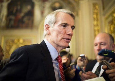 GOP Senators Warn Trump Against Lifting Sanctions on Russia