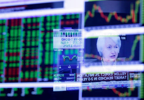 Economists Say There is a 60% Chance of Recession Happening in Next 4 Years