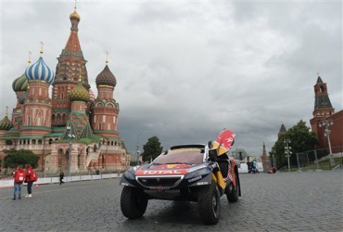 U.S. Expels Two Russian Officials After Attack on American Diplomat in Moscow