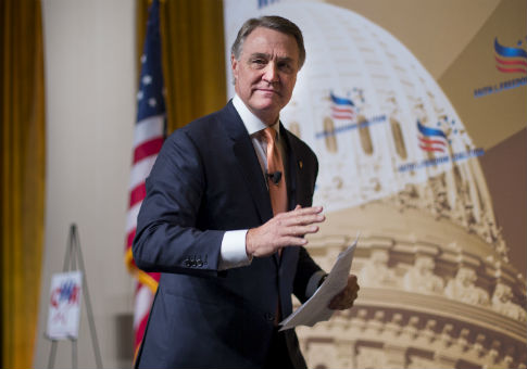 Congress Moves to Ban Private Email, Server Use at State Department