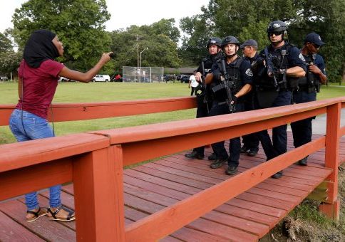 Protests Over Shootings Block Roads in U.S. Cities, Arrests Made
