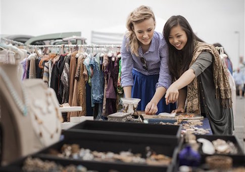 Unemployed More Likely to Go Shopping Than Look for a Job