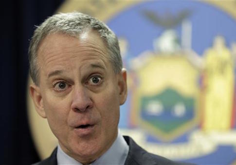NY Attorney General Accused of Skirting Public Records Law