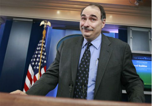 Axelrod Hits Clinton for Her ‘Unhealthy Penchant for Privacy’