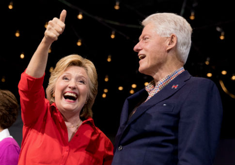 Clinton Foundation Spent More on Employees Than Grants, Foreign Programs in 2014