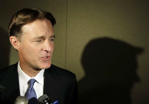 Liberals Want Evan Bayh Barred From Banking Committee