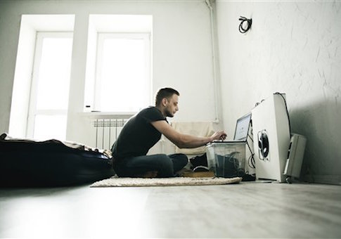 Feds Spend $499,571 to‘Combat Online Trolling’