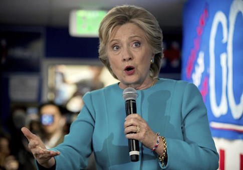 Hillary Clinton to Make Public Appearance This Week at Send-Off for Harry Reid