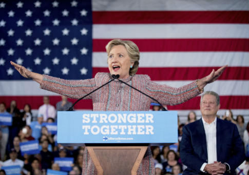 Clinton Staffer: Generate ‘USA’ Chants at Rally as Contrast to ‘Angry White Guy’ Trump Crowds