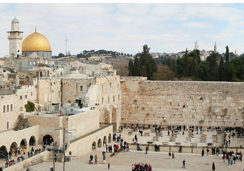 Report: Palestinian Authority Threatening Countries to Vote for Anti-Israel UNESCO Resolution