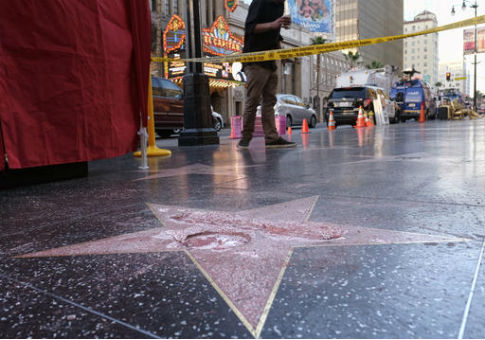 Man Arrested for Taking Sledgehammer to Trump's Walk of Fame Star