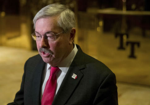 Donald Trump Taps Iowa Gov. Terry Branstad as China Ambassador