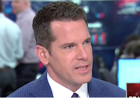 Longtime MSNBC Host Thomas Roberts Leaves Network