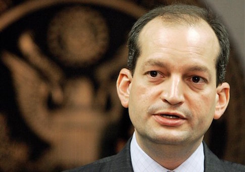 Labor Giants Split on Labor Nominee