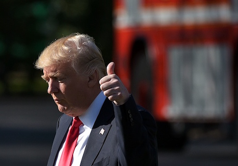 White House Staff Plans to Skip Correspondents' Dinner in 'Solidarity' With Trump