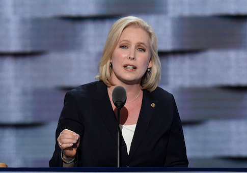 Gillibrand Receives Backlash From Prominent Female Donors in L.A. for Pressuring Franken to Resign