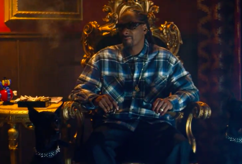 Snoop Dogg Shoots Clown Character Dressed as Donald Trump in Music Video