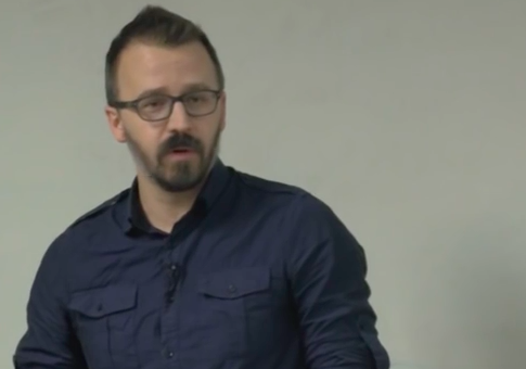 Drexel Professor Wants to 'Vomit' When Passenger Gives Uniformed Soldier First-Class Seat