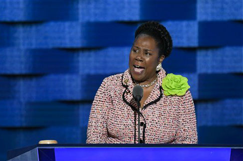 Sheila Jackson Lee Trying to Bring Illegal Immigrant Back to U.S.