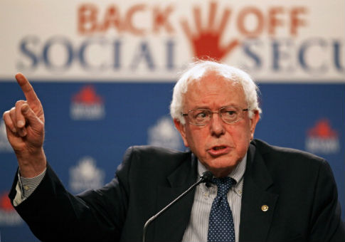 Sanders Asks How Many Yachts Billionaires Need, Twitter Asks How Many Houses He Needs
