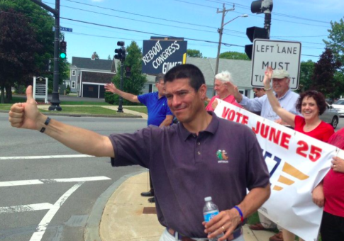 GOP Navy SEAL Hints at 'Path to Victory' Against Warren Over Waning Poll Numbers